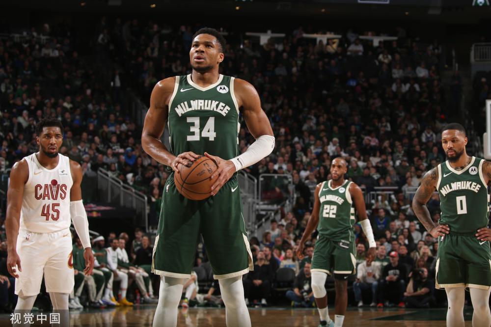 出能让她更 出能让她更